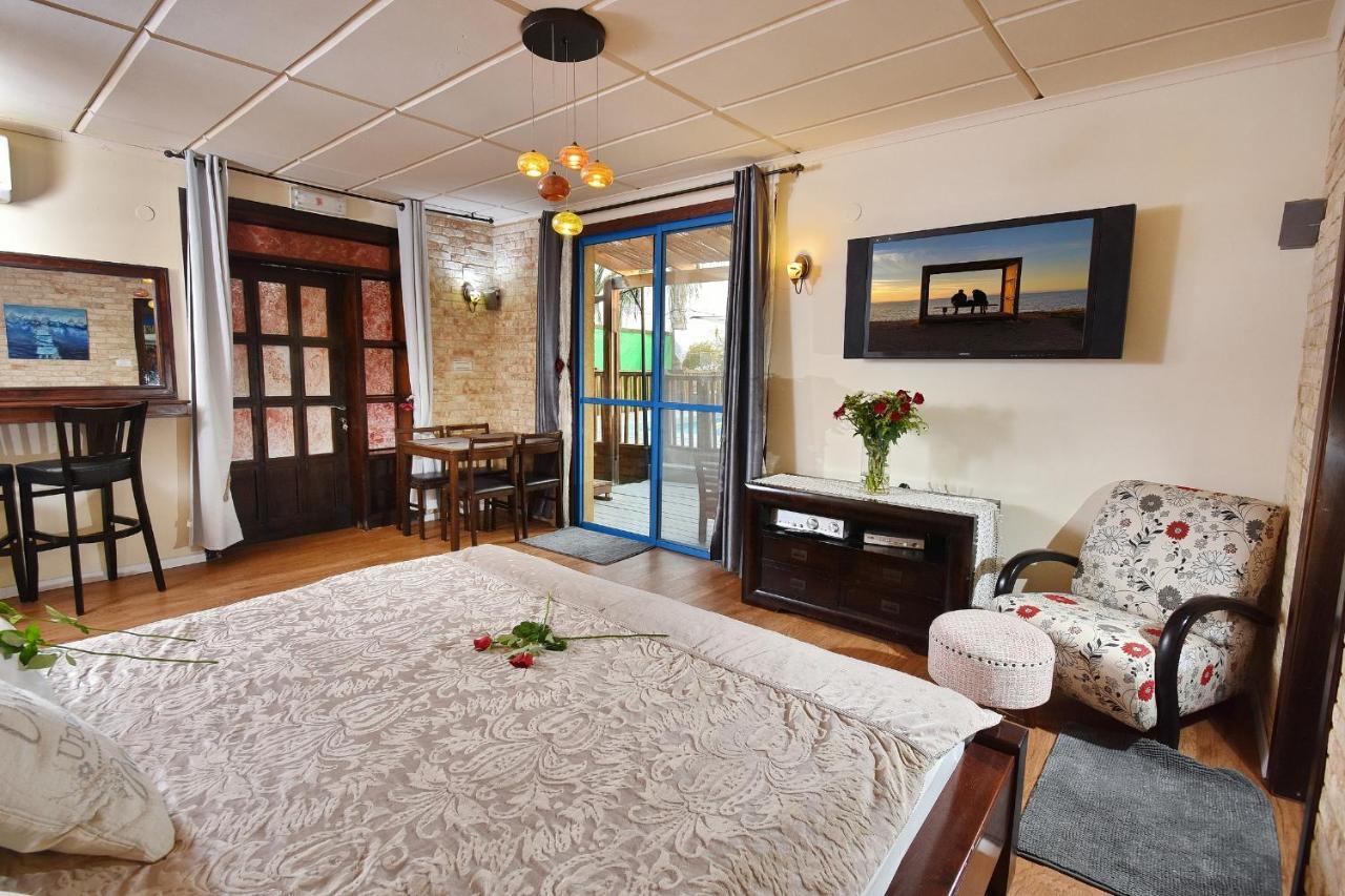 Shmulik'S Resort Couples Or Families Only Had Nes Extérieur photo